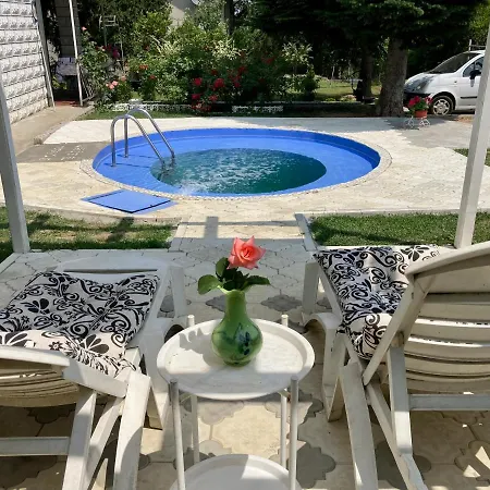 Daire White House With Sauna Novi Sad