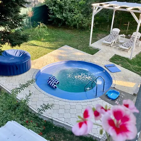 アパート White House With Sauna ノヴィ・サド