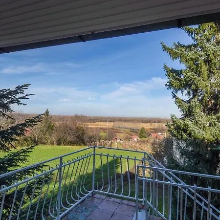 Appartement White House Rakovac *
