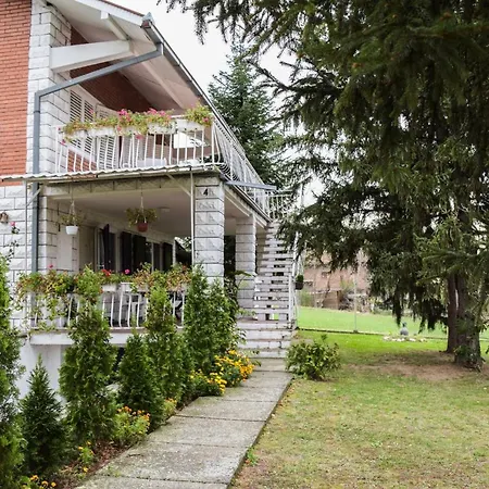 Appartement White House Rakovac *