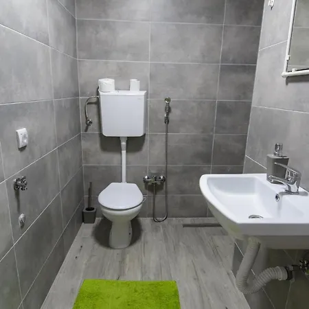 Daire White House With Sauna *