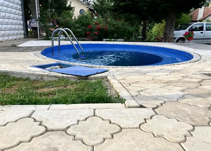 White House With Sauna Apartamento