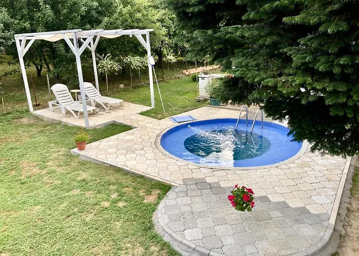 White House With Sauna Apartamento Novi Sad