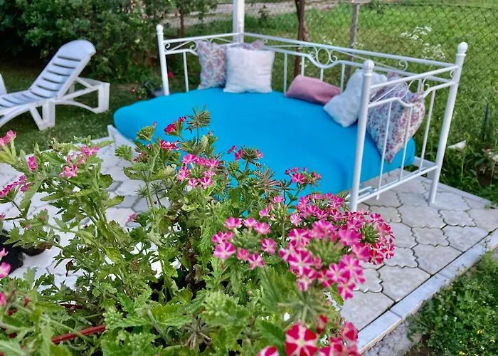 White House With Sauna Apartamento Novi Sad