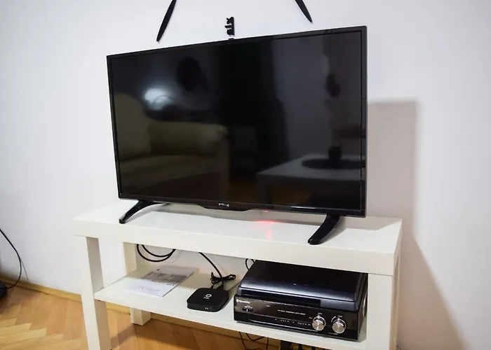 White House With Sauna